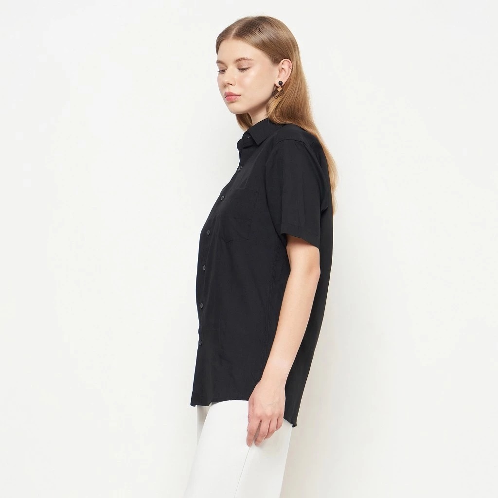 Larisa Urban Shirt